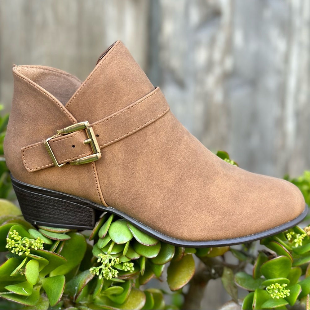 Women's booties